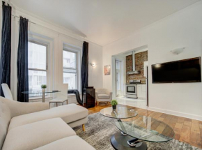 Glamorous 1 bedroom downtown next to Bell Center